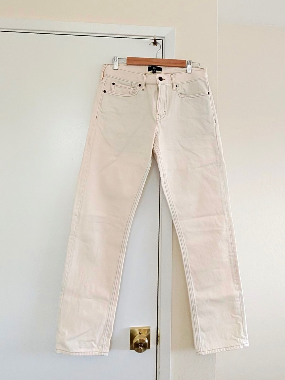Banana Republic Men's Straight Jeans in Light Cream